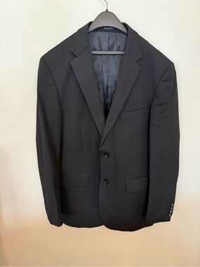 Pronto Uomo Men's Classic Black Two-Button Suit Jacket 42 Regular